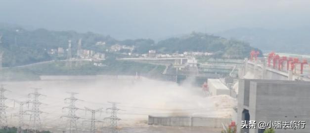 从上海到重庆游轮旅游费用是多少,上海到重庆的游轮开多少天