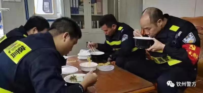 钦州抗击疫情我们一起努力,钦州防疫不惧风雨