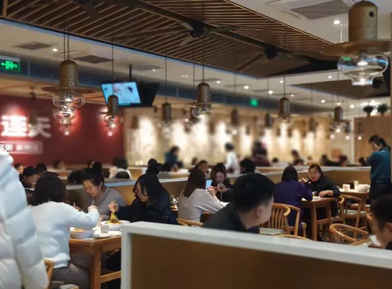 快餐行业如何走出困境,快餐行业的机会与威胁有哪些