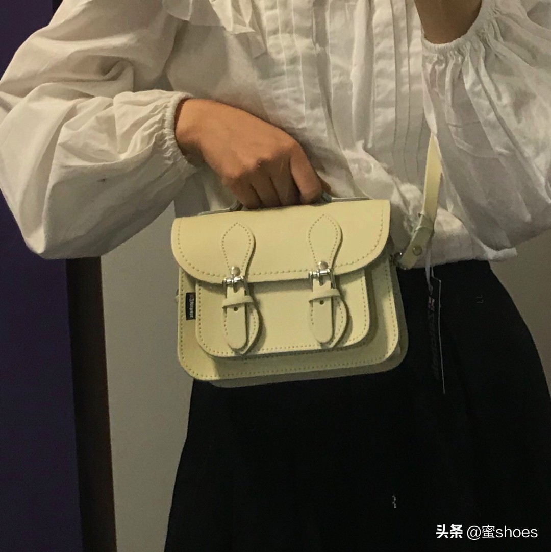 Zatchelsmini剑桥包，冰淇淋色的小甜美，时尚Girl最爱它