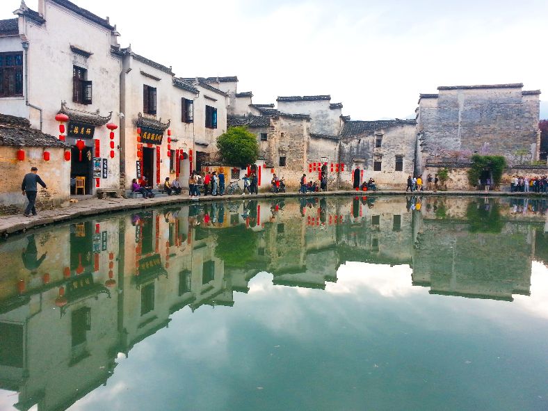 被誉为中国最美的古村落,徽州婺源风光