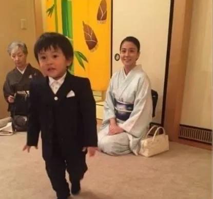 日本人评价小林麻央,小林麻央年轻照片