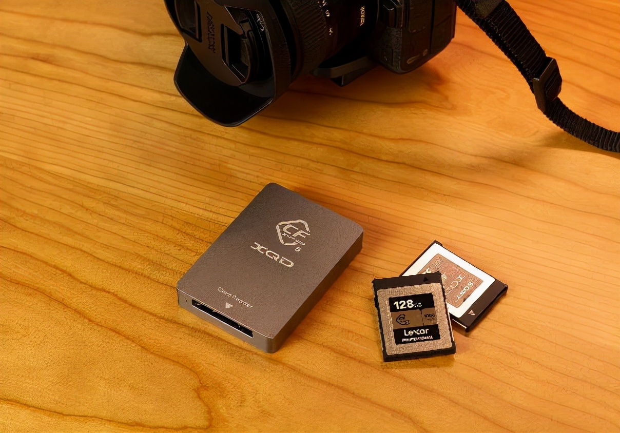 尼康z6用cfe-a还是b存储卡,尼康z6买xqd卡还是cfe卡