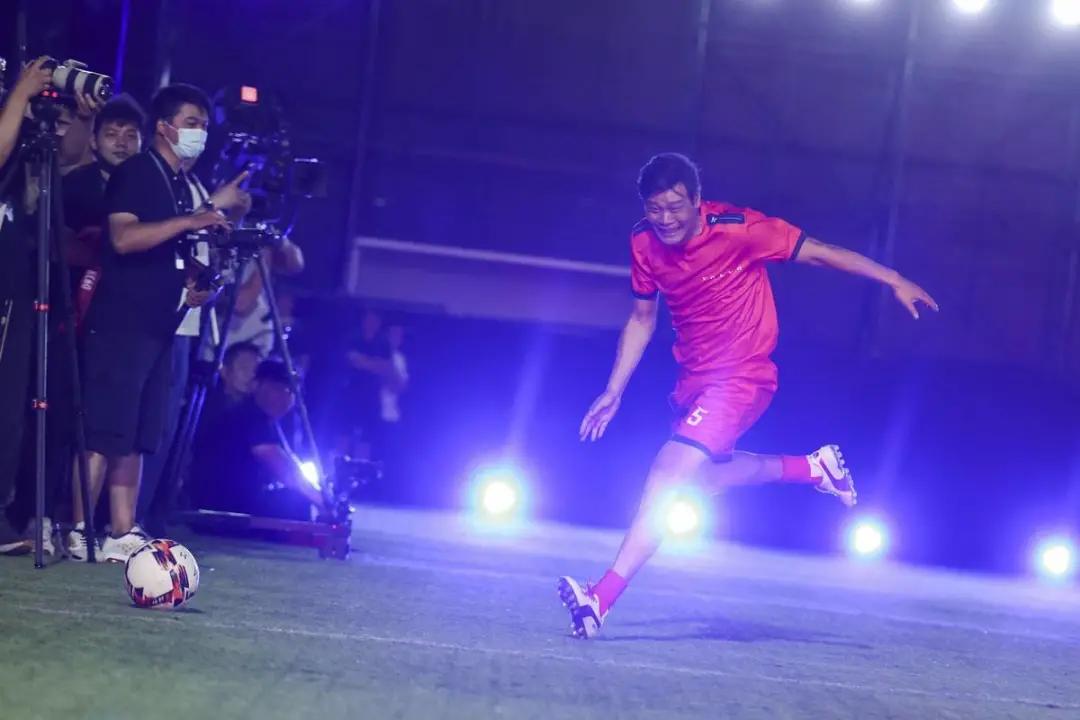 范志毅与杨晨帆,范志毅2023欧洲杯