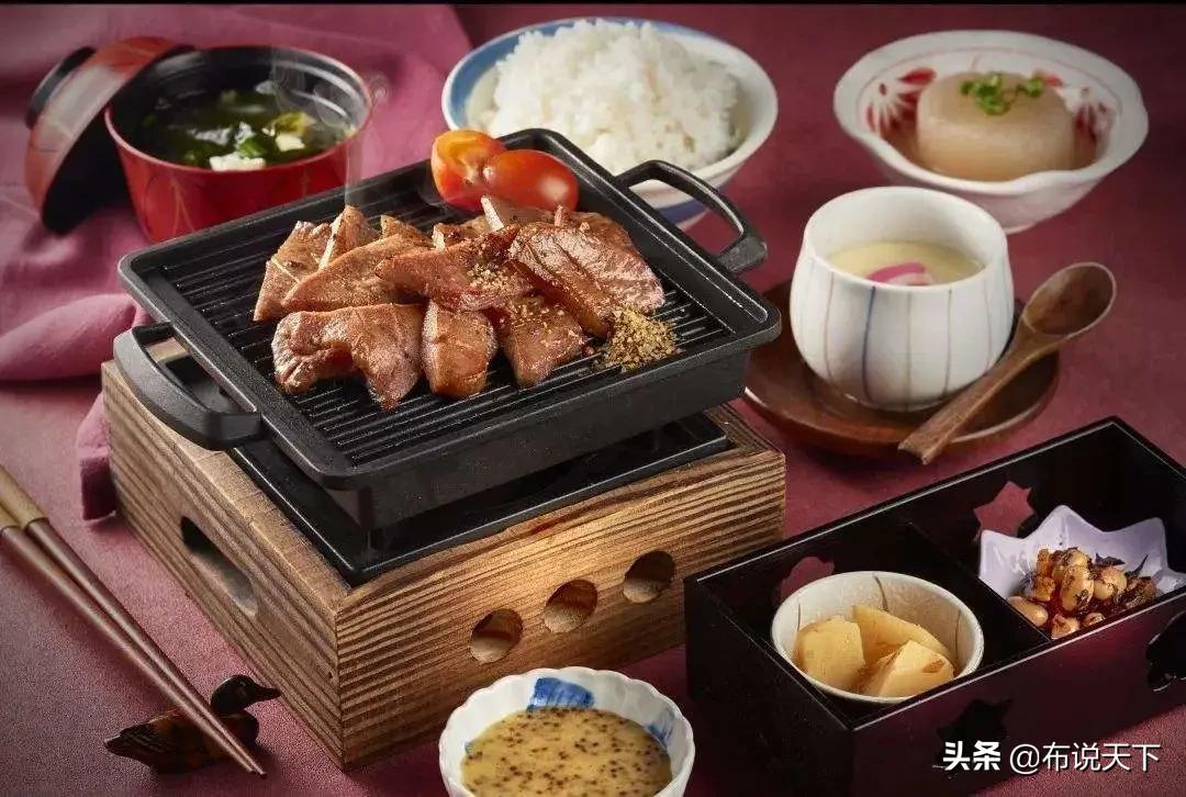 梅溪湖地标商业 (梅溪湖新天际河西地标商场)