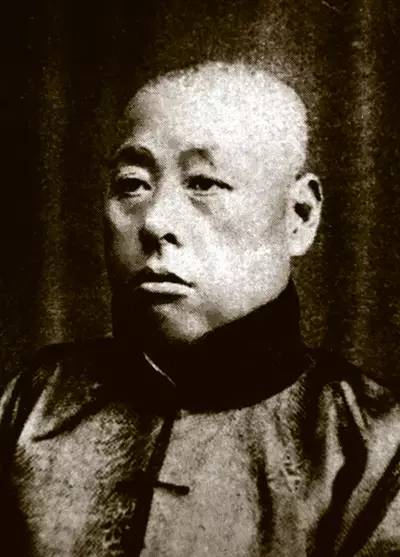 五四时期，有哪些杰出音乐家致力于改进和发展民族音乐？