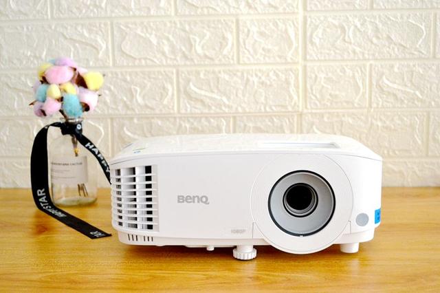 明基投影机如何投影,明基投影怎么扩展