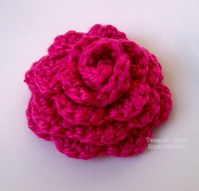 钩针玫瑰花叶子花样图解,一体钩玫瑰花的图解教程大全