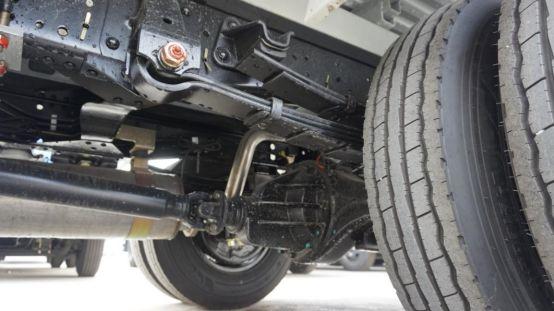 江铃顺达国五能跑多快,最新款江铃顺达排半3.3米