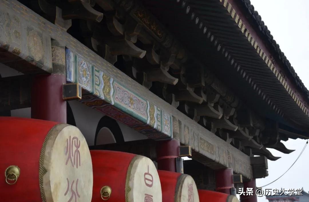 古城钟鼓楼在哪里,古城都有的文庙钟鼓楼