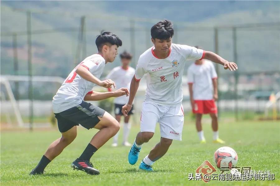 对足球的热爱超越一切,论一个人对足球的热爱