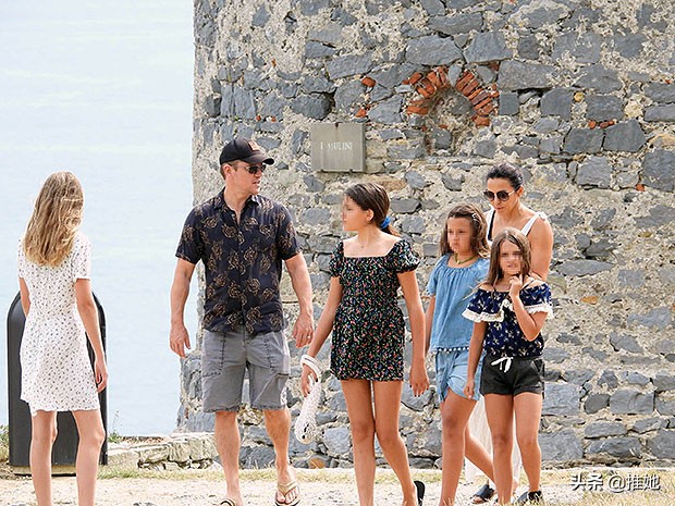 马特达蒙携妻参加威尼斯电影节,马特达蒙全家