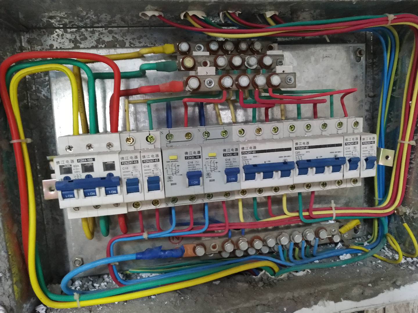 家里跳闸怎么办？原因是什么？怎样修好？别担心，我来教你