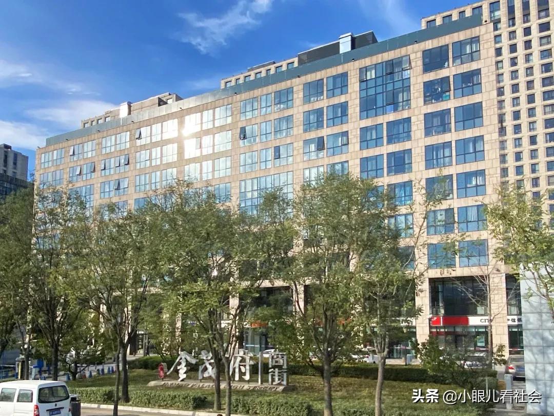 好莱坞房价多少钱一平方,好莱坞富人区房子多少钱一平