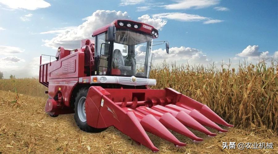 勇猛机械专注玉米收获,勇猛二行玉米收获机多少一台