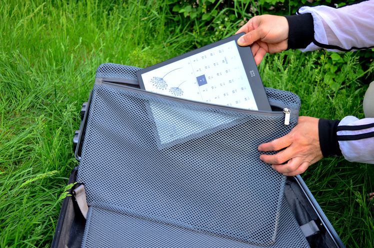 又要值乘了,放下背包拎起皮箱,地平线8号拉杆箱体验