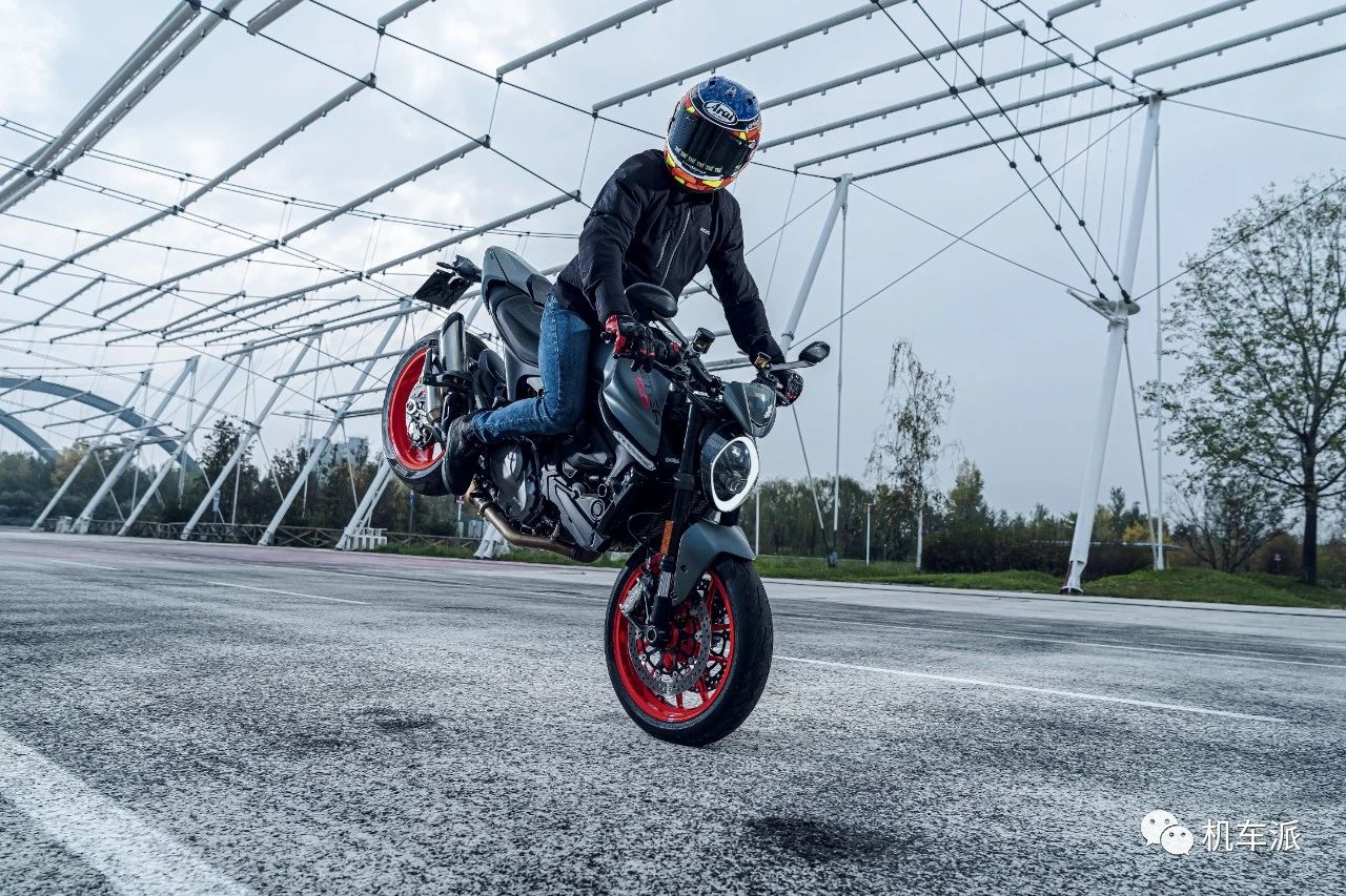 2017款杜卡迪monster821百公里加速,杜卡迪monster2022款什么时候上市