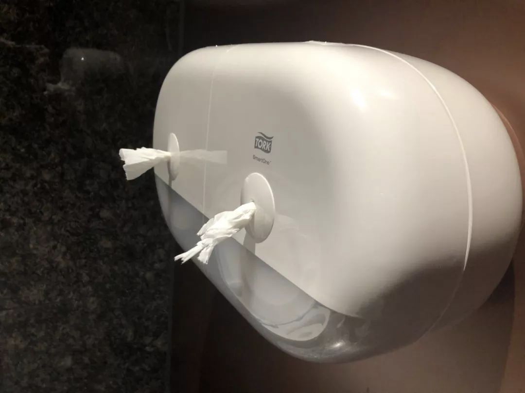 北京首都机场耗资多少钱,北京大兴机场耗资多少