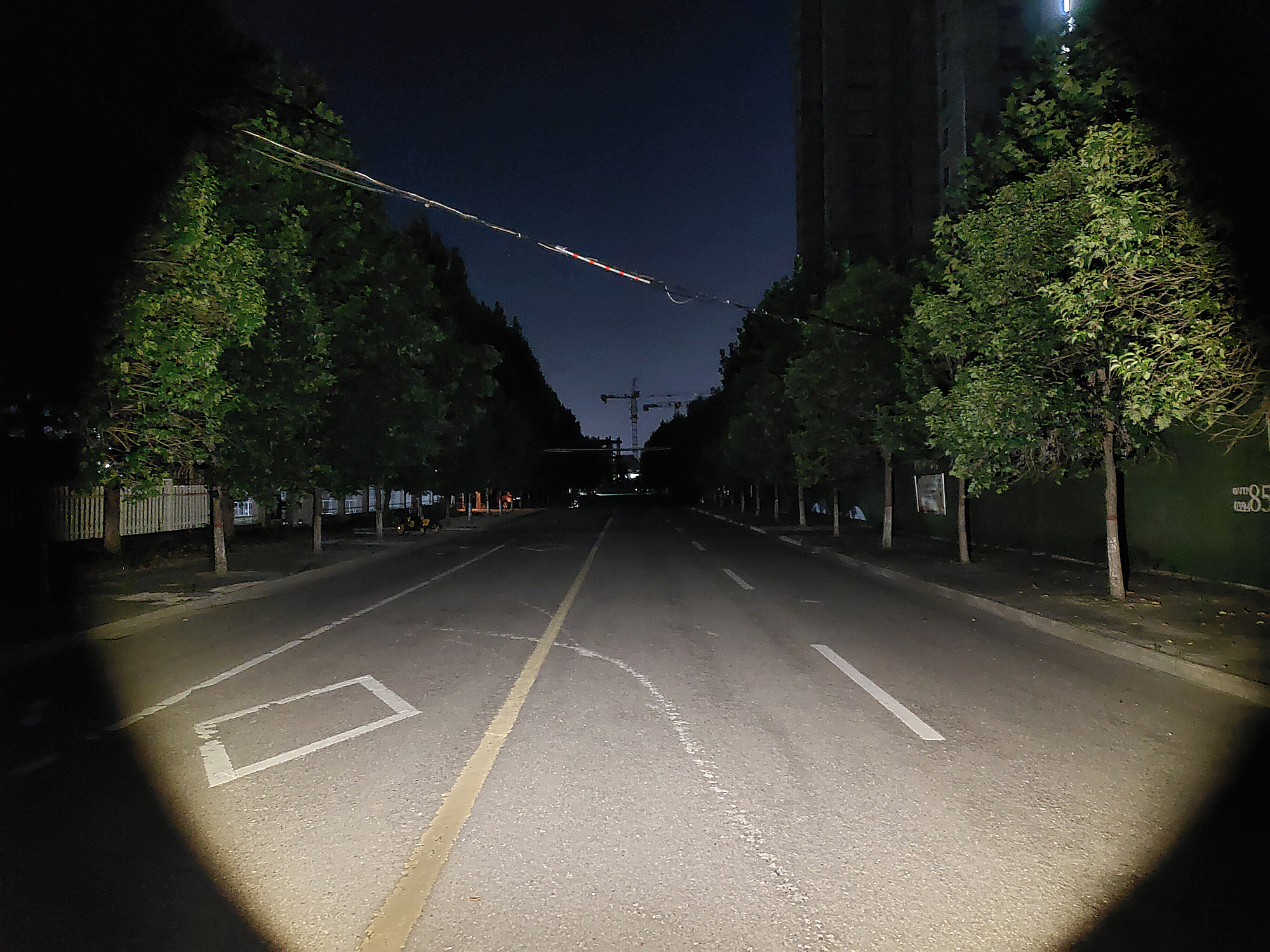 鍦ㄨ矾涓奿5鎵嬬數娴嬭瘎,鍦ㄨ矾涓奿5鎵嬬數璇勬祴