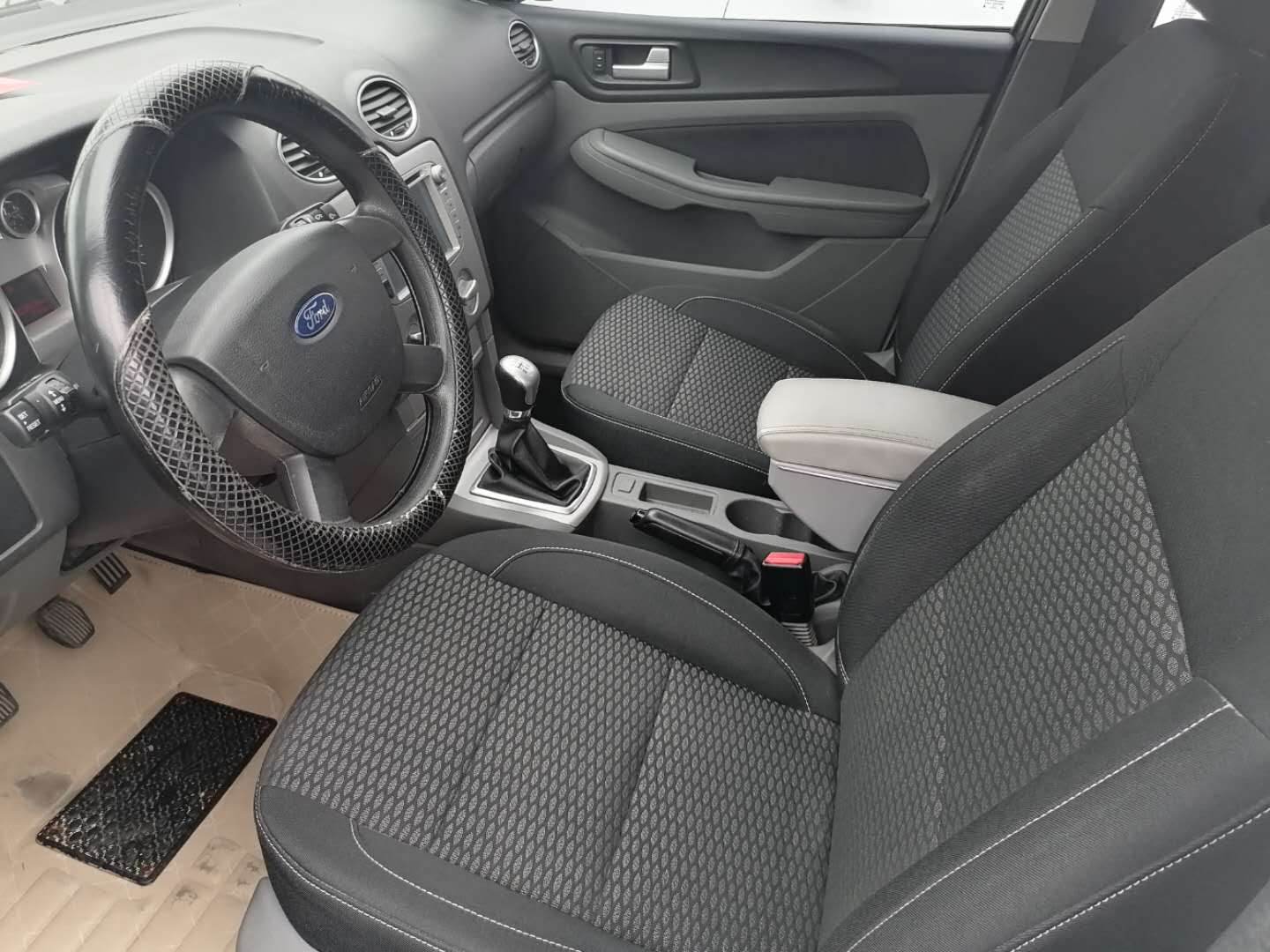 经典福克斯两厢爆改,胖哥试车20款福克斯