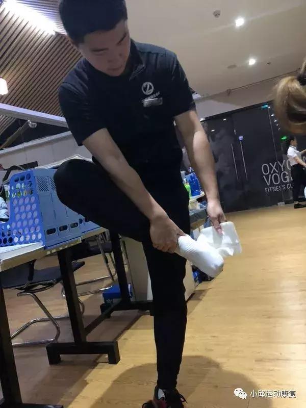 大哥洗脚完脚腰疼到不能走路,究竟是怎么回事?