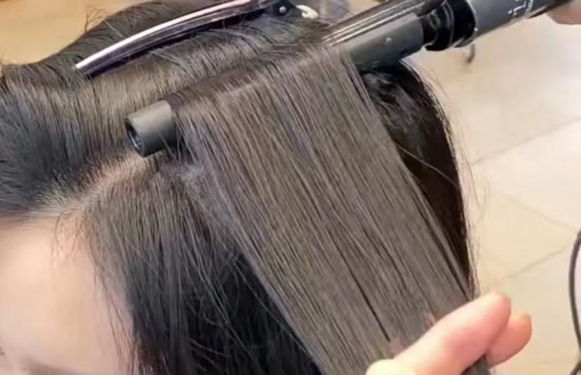 扎头发的小技巧又好看又简单,好看的扎头发小妙招