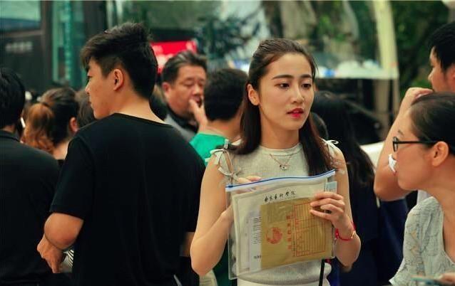 中国民航大学女生最好就业的专业,女生大专什么专业就业前景比较好