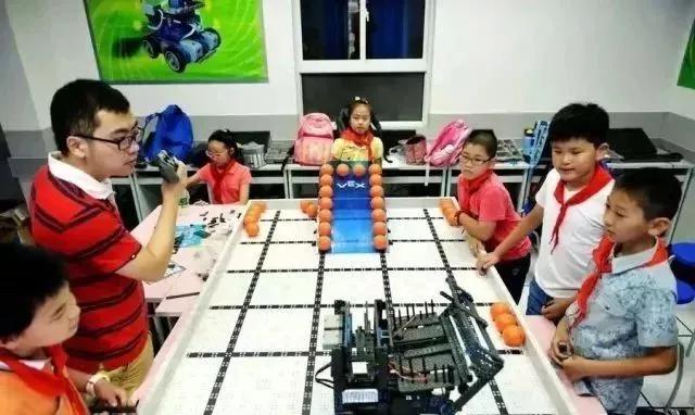 上海虹口双轨制学校,虹口乡九年制学校简介