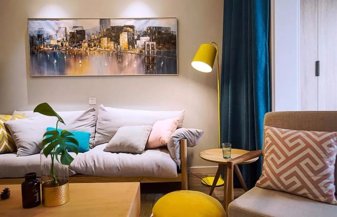 当新裤子遇上小怪兽，只有宜家才能拯救