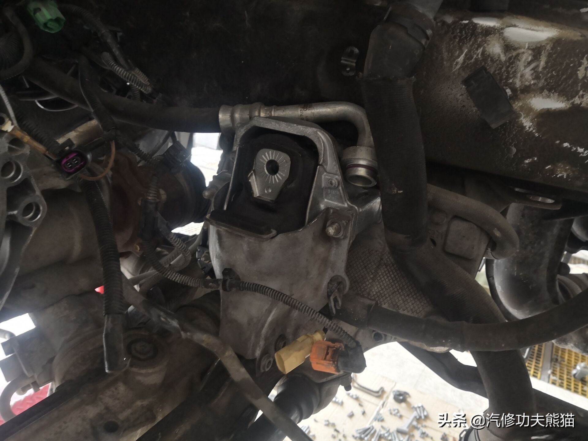 十年的奥迪q5维修,10年奥迪q5烧机油能解决吗