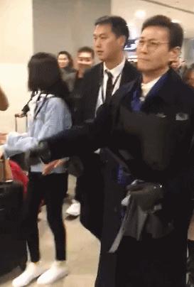 郑少秋与苗侨伟谁更帅,郑少秋周润发苗侨伟哪个更帅