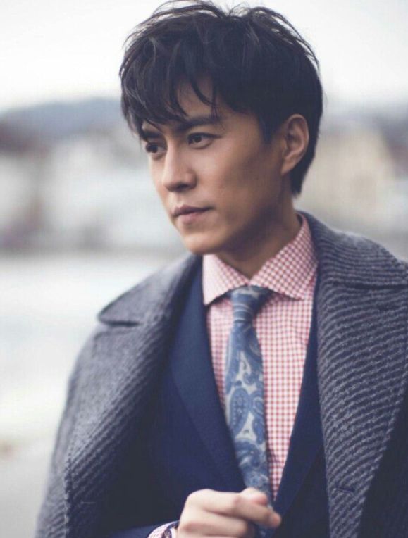 李佳的两段婚姻,青春不言败靳东与李佳是真夫妻吗