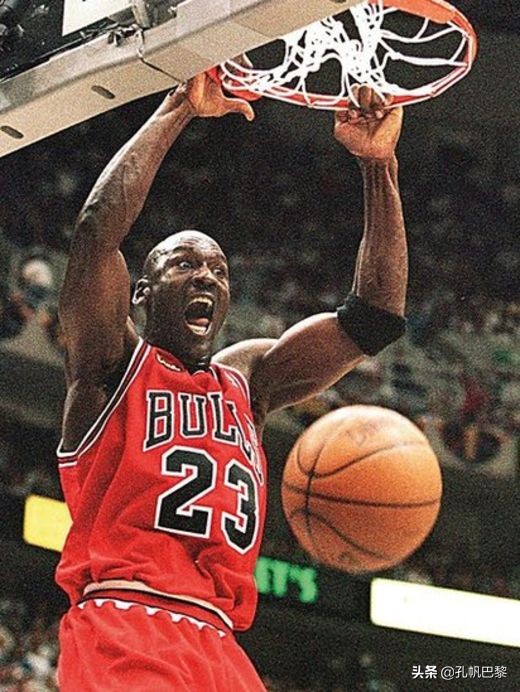 阿迪达斯有哪些联名运动鞋,运动鞋阿迪达斯和耐克哪个好