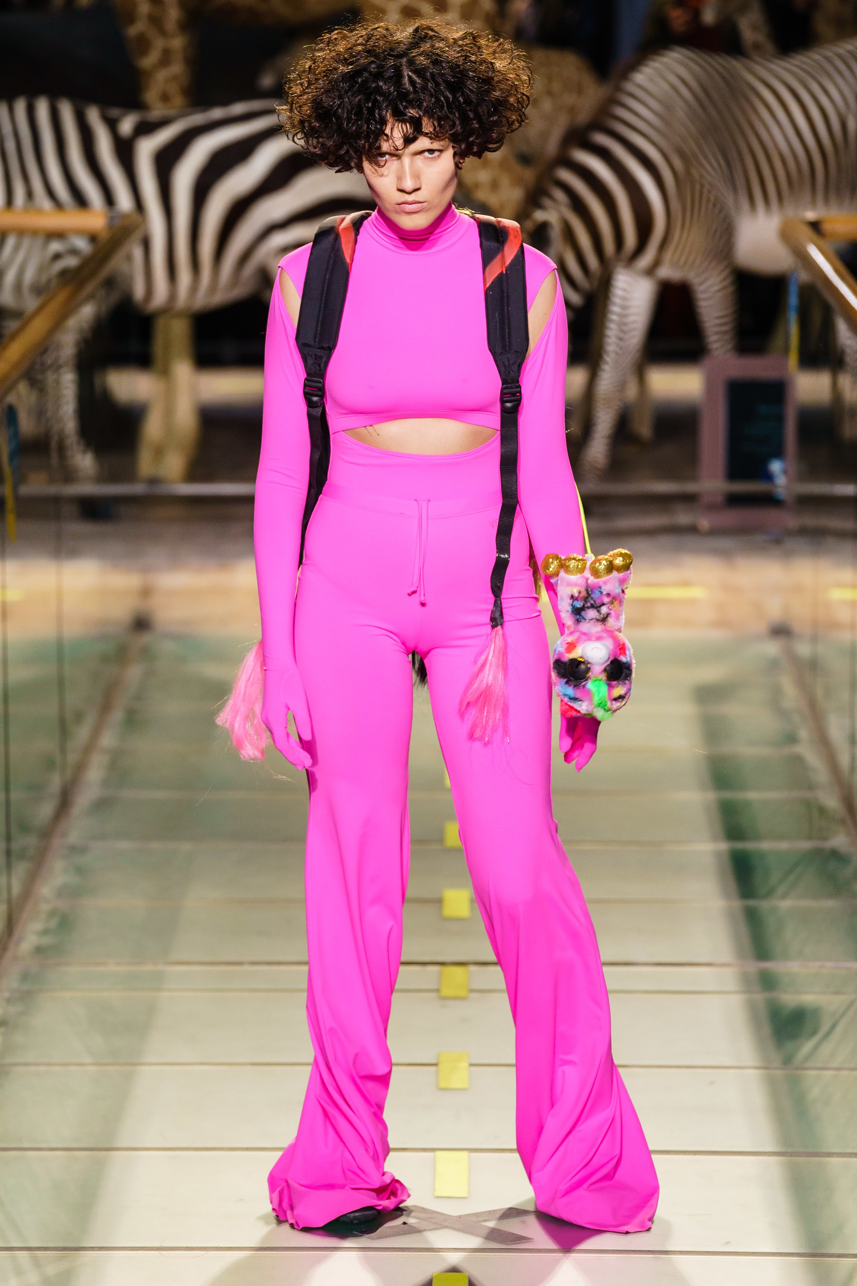 vetements2023秋冬新款,vetements2022秋冬高级成衣发布