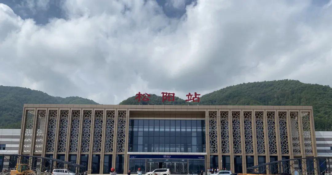 衢宁铁路遂昌到杭州多长时间,衢宁铁路庆元至杭州直达吗