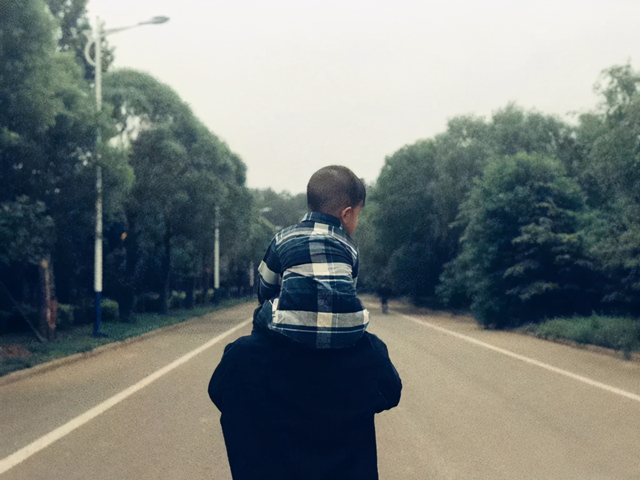 父母和孩子产生代沟的原因作文,男女之间年龄差距有代沟怎么办