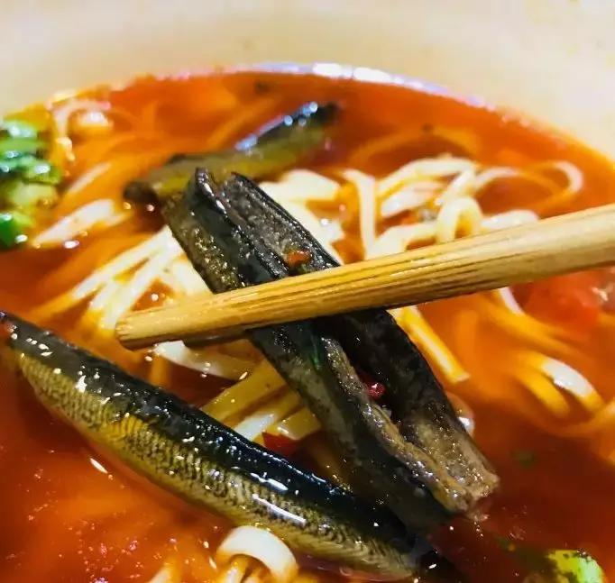 我在2018年的网红美食堆里，精挑出了这23家火爆的店给你！