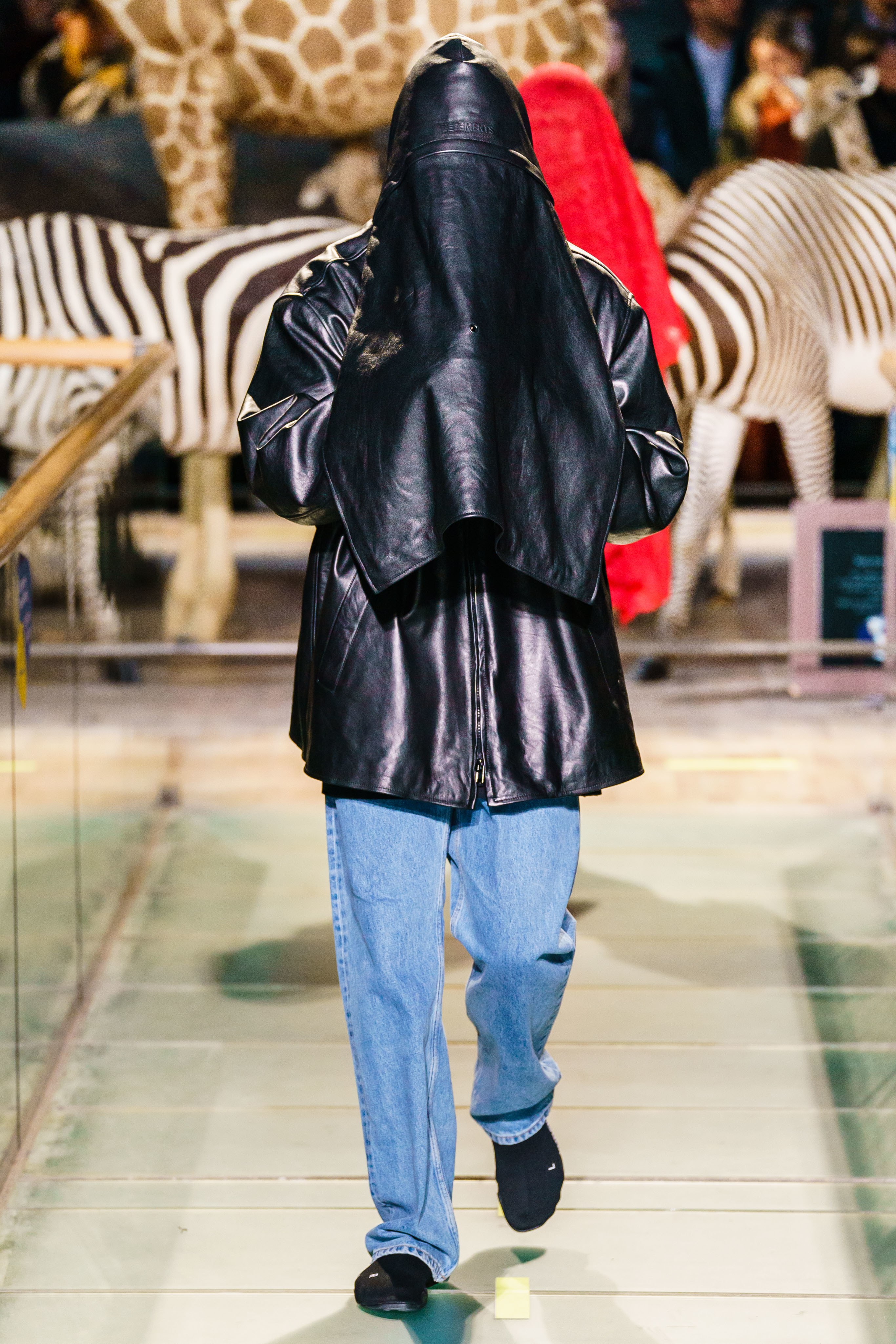 vetements2023秋冬新款,vetements2022秋冬高级成衣发布