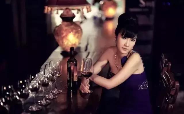 会喝酒的女人经典美句,会喝酒的女人气质好