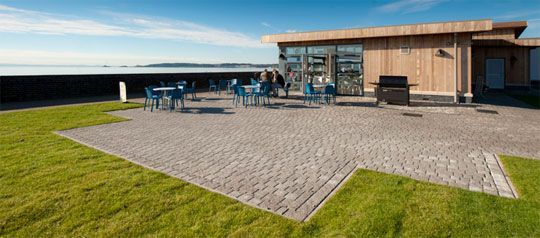 英国哪所大学靠海边,英国海边大学