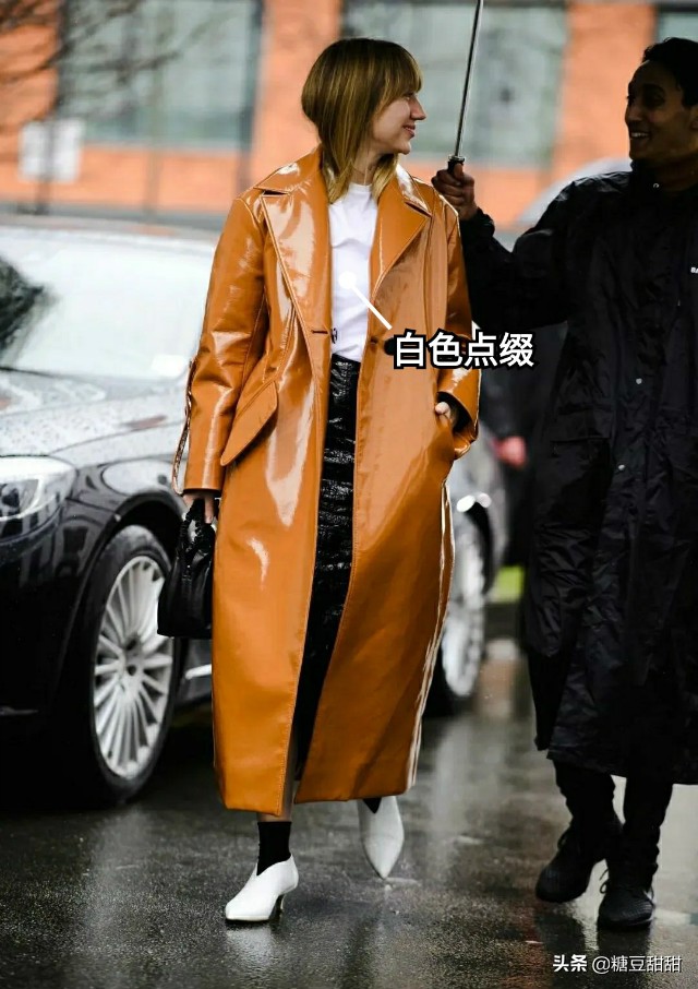 棕色风衣搭配什么裤子和内搭,棕色风衣怎么搭配好看冬天大码