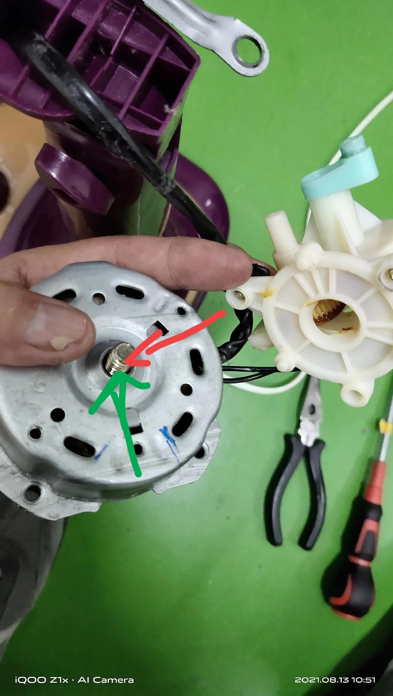 电风扇转速慢启动无力怎么修,电风扇转速慢电机发热原因