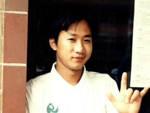 黄家驹年轻时的情史,黄家驹当年的爱情故事