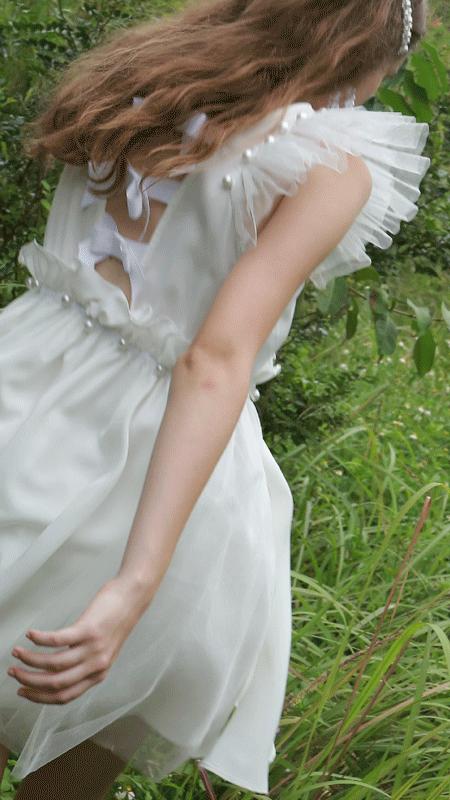 90后北服小姐俩联手创立了一个少女心爆棚的女装品牌