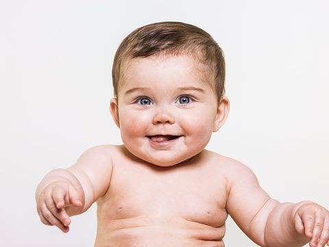 宝宝缺钙吃什么药最好,宝宝缺钙应该如何食疗