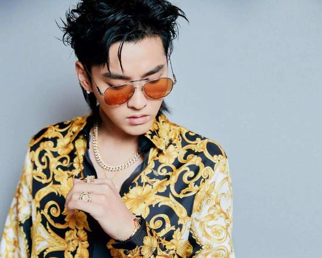 性价比潮牌银饰,新兴县潮牌实体店