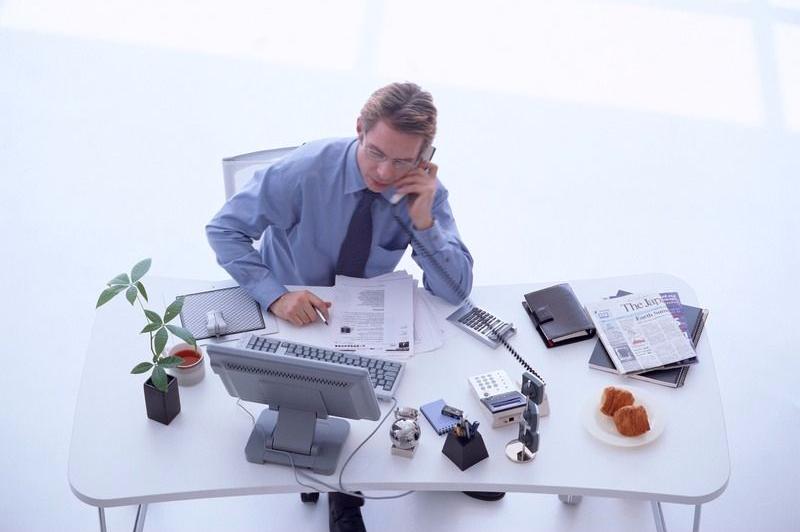 工作中受了委屈该如何正确处理,工作中受委屈该说出来还是忍耐