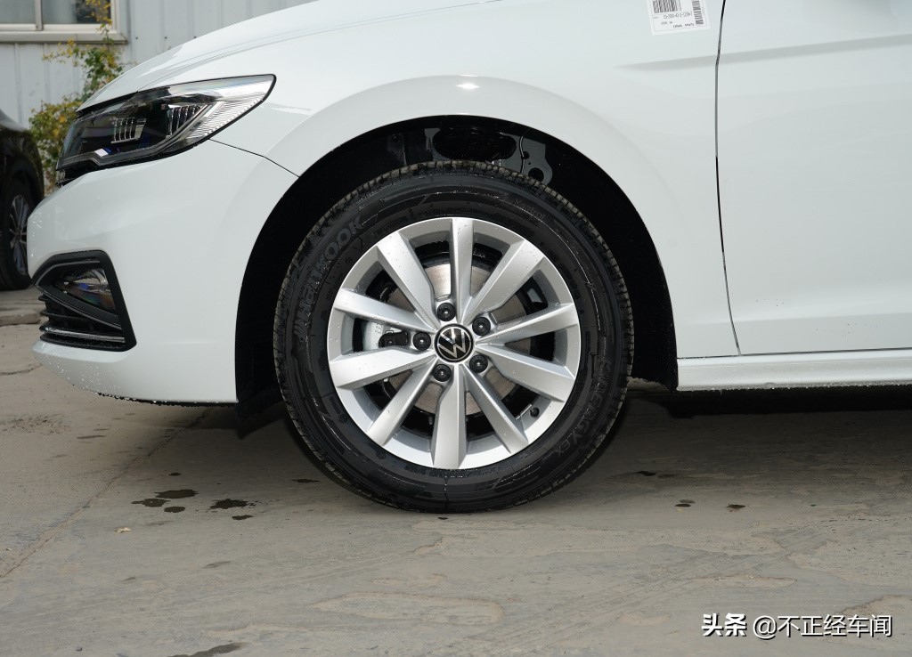 宝来2021款1.5自动舒适智联版报价,2023款1.5l宝来自动精英值得买吗