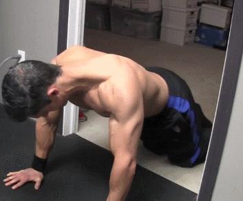 如何在家练背肌最有效的方法,如何练背肌最有效的方法女生