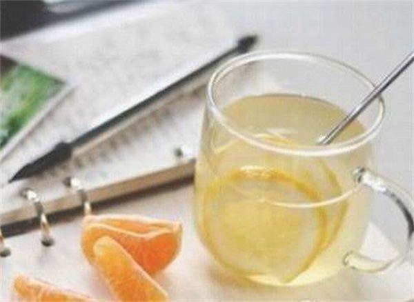 蜂蜜怎么泡水喝的,蜂蜜怎样泡水喝正确